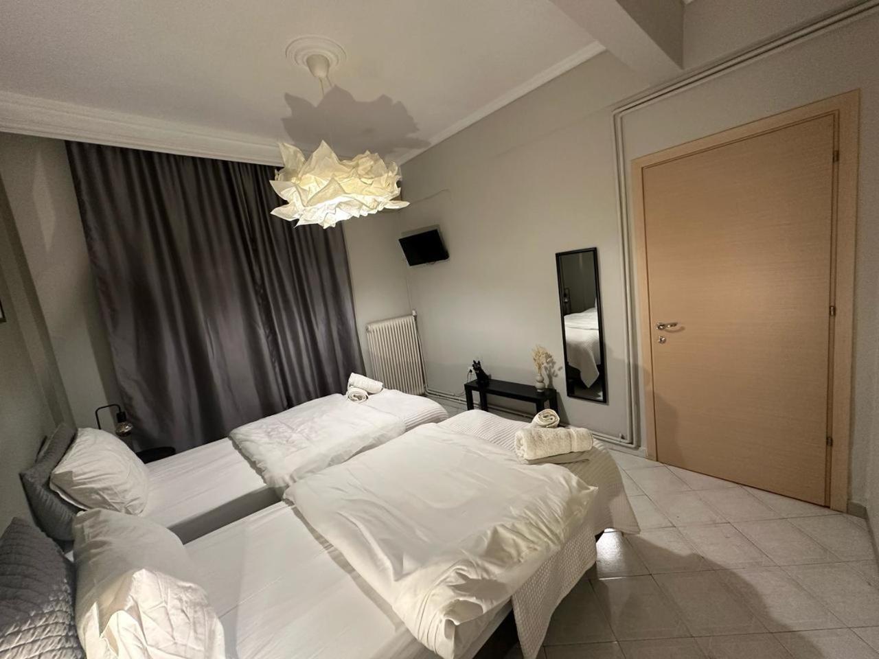 Thess Rooms Agion Panton 12 テッサロニキ エクステリア 写真