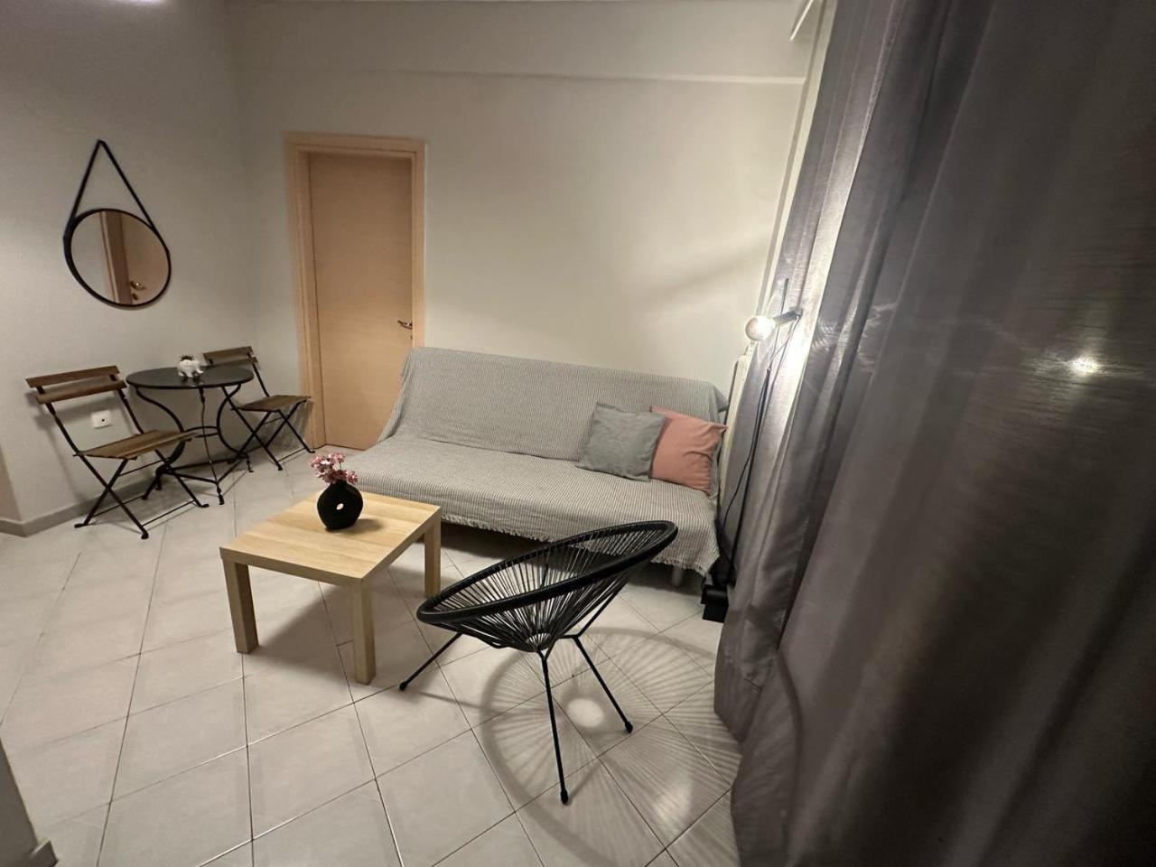 Thess Rooms Agion Panton 12 テッサロニキ エクステリア 写真