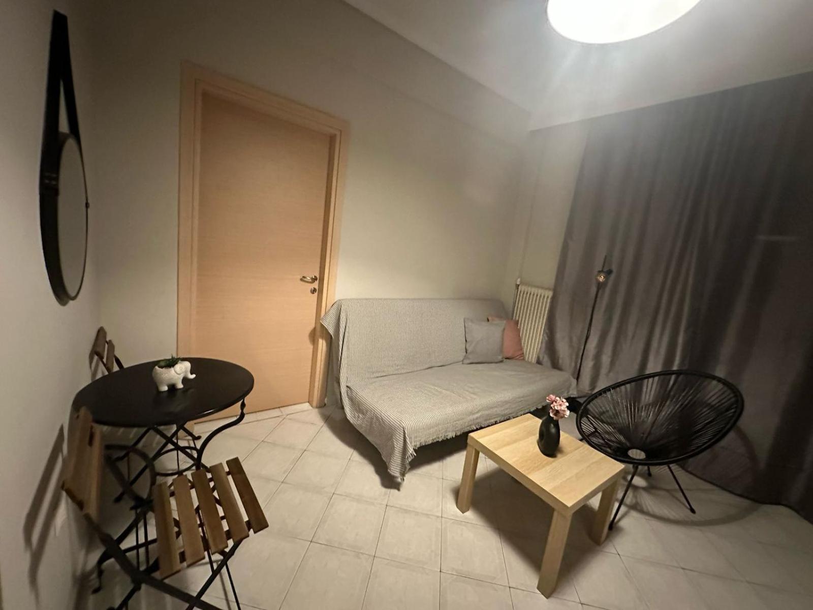 Thess Rooms Agion Panton 12 テッサロニキ エクステリア 写真